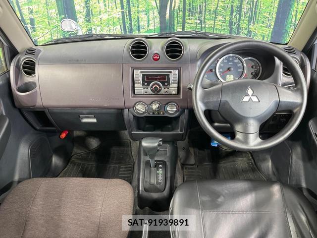 Mitsubishi PAJERO MINI 2012-10 8220892-1