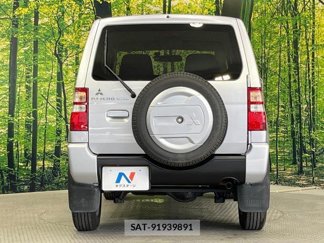 Mitsubishi PAJERO MINI 2012-10 8220892-13