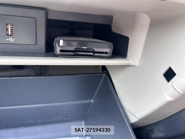 Mitsubishi PAJERO 2019-06 8223611-16