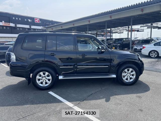 Mitsubishi PAJERO 2019-06 8223611-8
