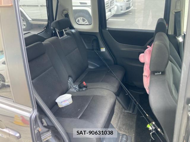 Suzuki PALETTE 2010-03 8221767-10