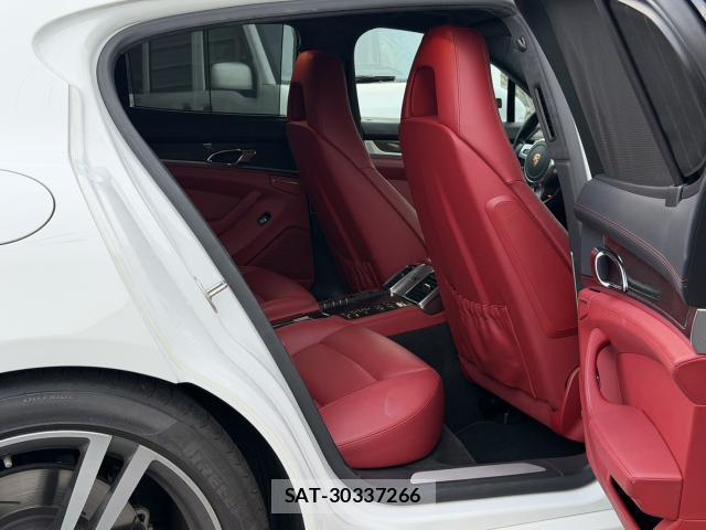 Porsche PANAMERA 2015-01 8220919-12