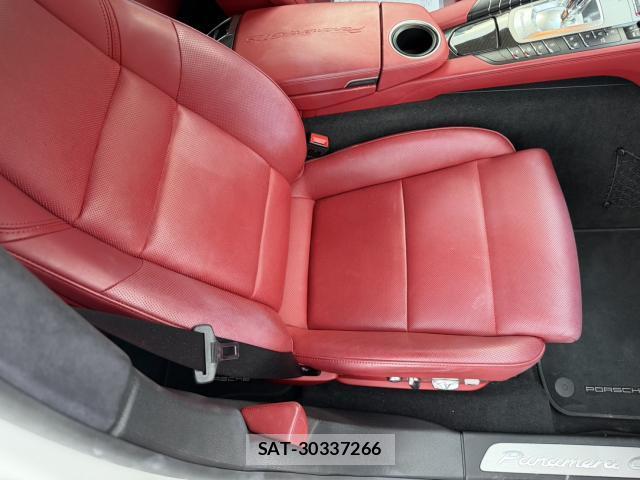 Porsche PANAMERA 2015-01 8220919-15