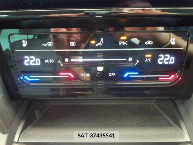 VolksWagen PASSAT ALLTRACK 2024-01 8218345-14
