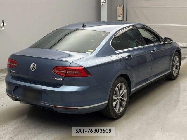 VolksWagen PASSAT 2015-12 8219048-10