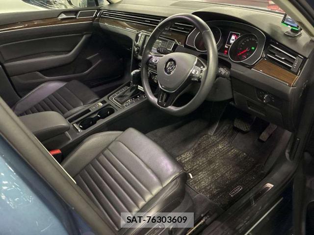 VolksWagen PASSAT 2015-12 8219048-4