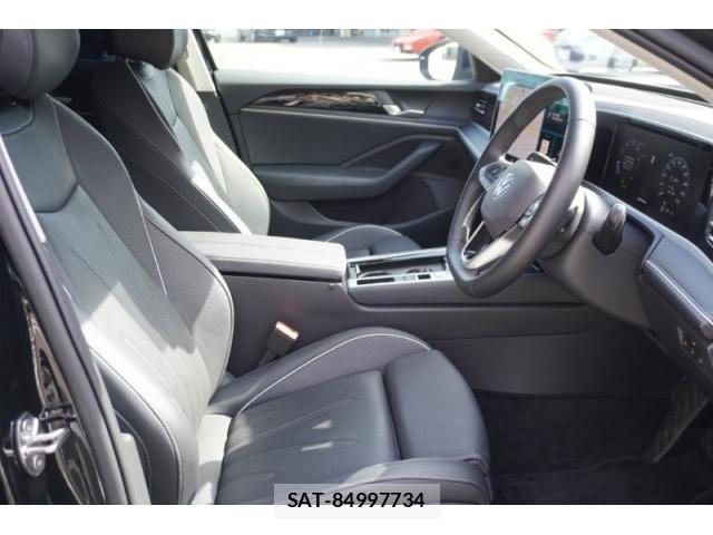 VolksWagen PASSAT 2024-11 8223451-15