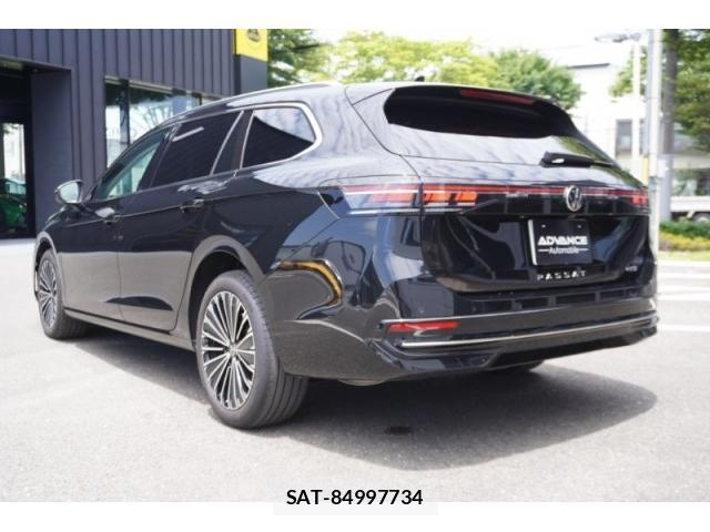 VolksWagen PASSAT 2024-11 8223451-2