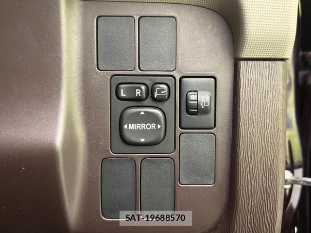 Toyota PASSO 2011-08 8216312-6
