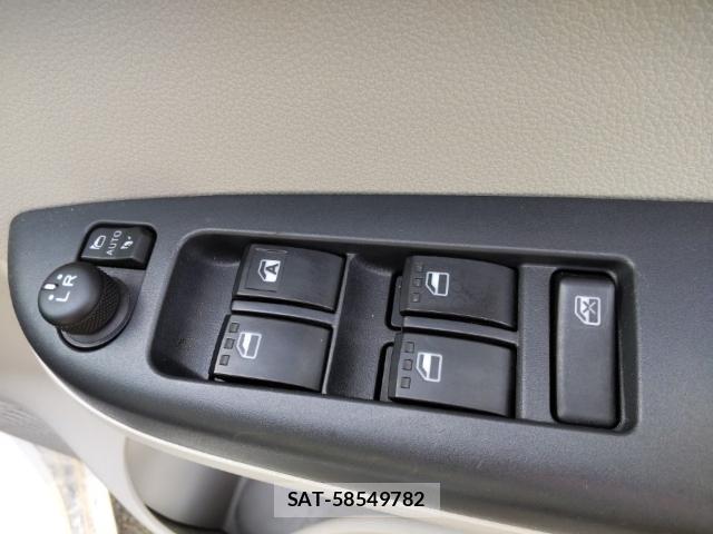 Toyota PASSO 2021-07 8216639-13