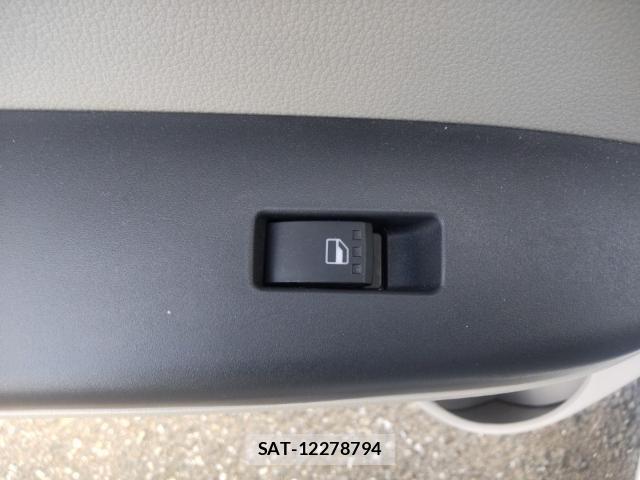Toyota PASSO 2021-07 8216641-12