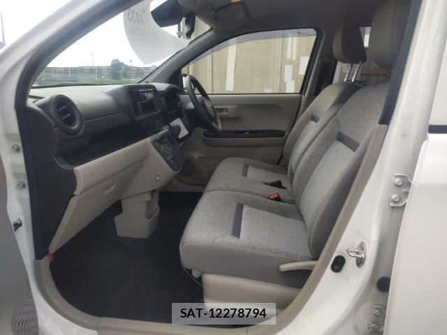 Toyota PASSO 2021-07 8216641-15
