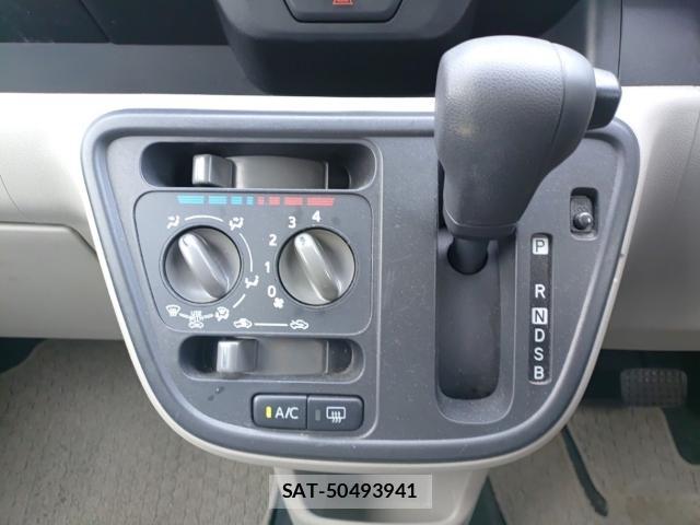 Toyota PASSO 2021-07 8216653-11
