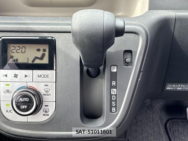 Toyota PASSO 2018-03 8216816-17