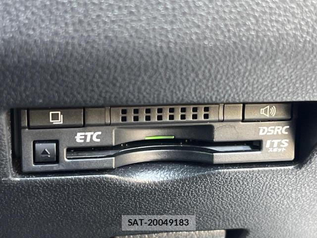 Toyota PASSO 2016-04 8216926-5