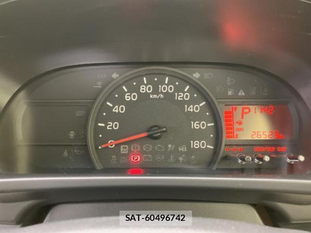 Toyota PASSO 2016-11 8217205-13