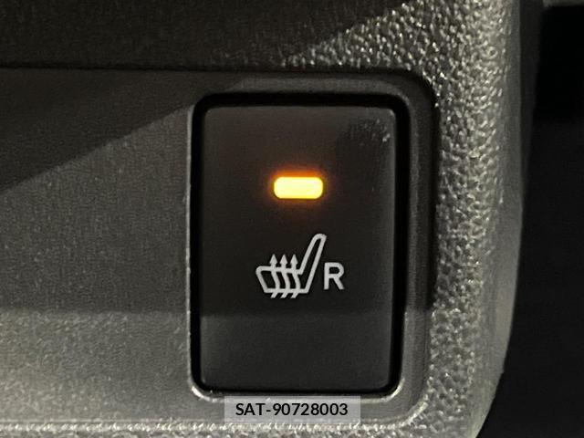 Toyota PASSO 2016-09 8219078-4