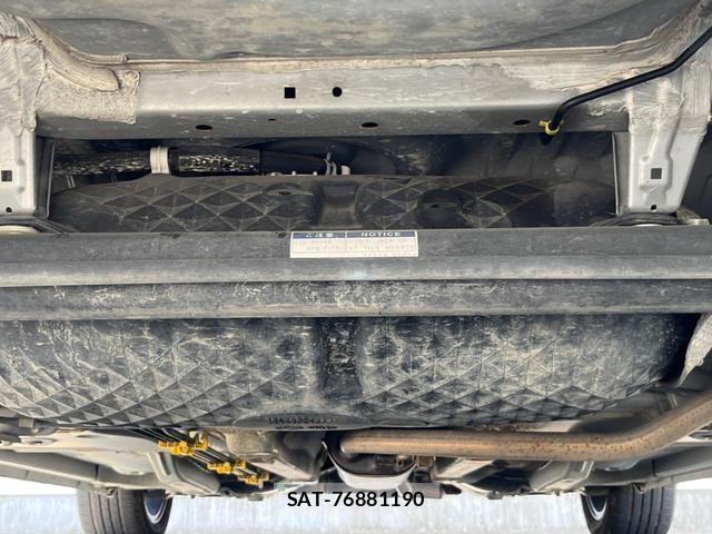 Toyota PASSO 2019-12 8219136-18