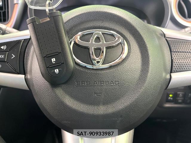 Toyota PASSO 2022-10 8219437-6