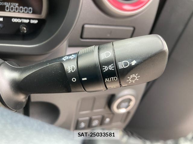 Toyota PASSO 2017-06 8220936-16