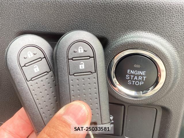 Toyota PASSO 2017-06 8220936-4