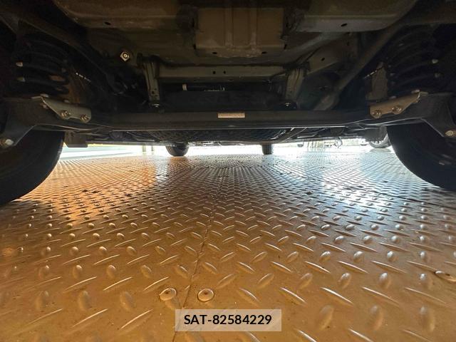 Toyota PASSO 2018-10 8221040-13