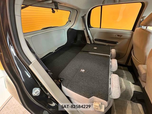 Toyota PASSO 2018-10 8221040-17