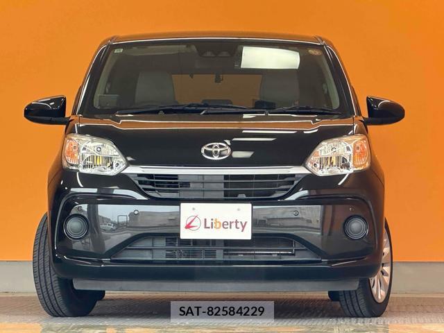 Toyota PASSO 2018-10 8221040-8