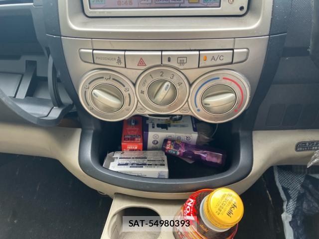 Toyota PASSO 2010-02 8224148-8