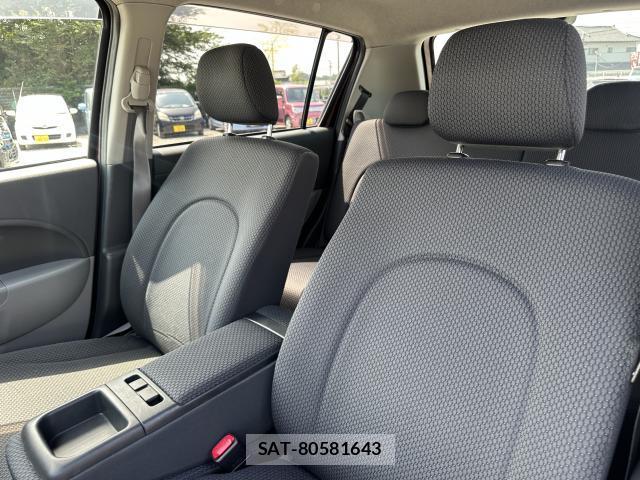Toyota PASSO 2009-10 8224428-14