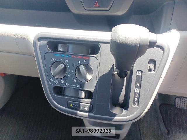 Toyota PASSO 2021-07 8224937-11