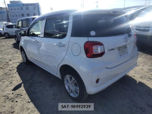 Toyota PASSO 2021-07 8224937-5