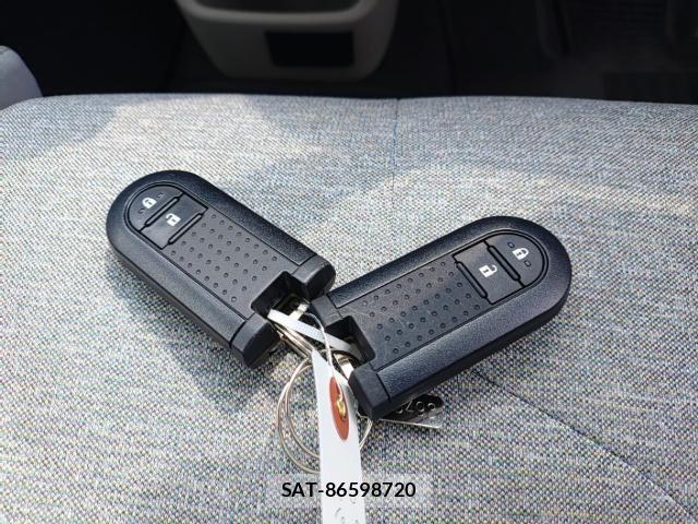 Toyota PASSO 2021-07 8225023-14