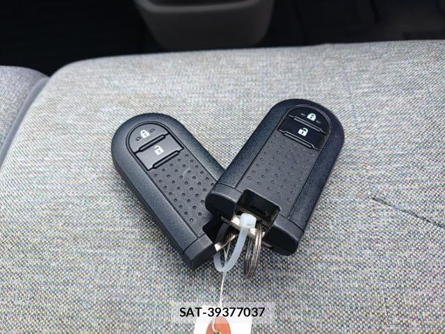 Toyota PASSO 2019-07 8225033-14