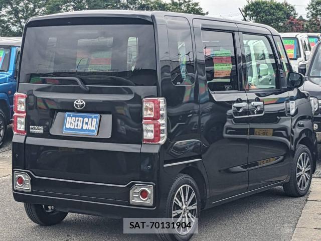 Toyota Pixis Mega 2021-09 8222656-3