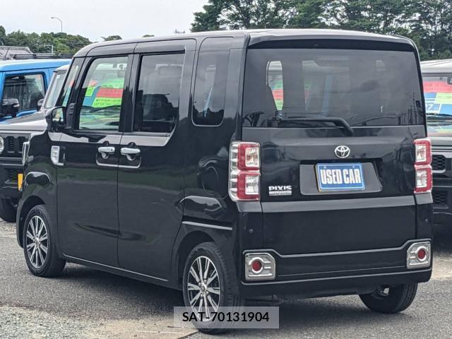 Toyota Pixis Mega 2021-09 8222656-5
