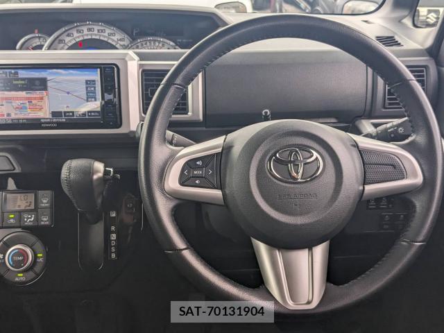 Toyota Pixis Mega 2021-09 8222656-8