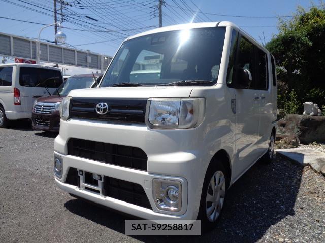Toyota Pixis Mega 2019-09 8223901-0