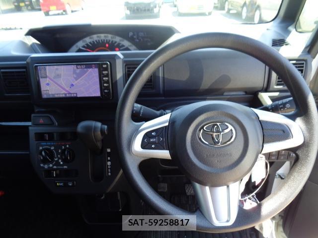Toyota Pixis Mega 2019-09 8223901-2