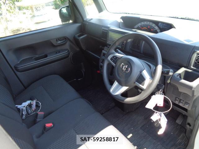 Toyota Pixis Mega 2019-09 8223901-3