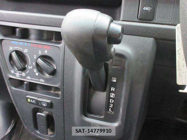 Toyota PIXIS VAN 2021-10 8216710-13