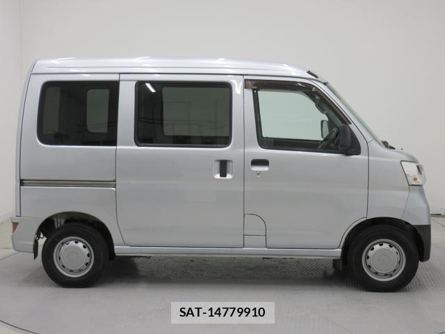 Toyota PIXIS VAN 2021-10 8216710-3