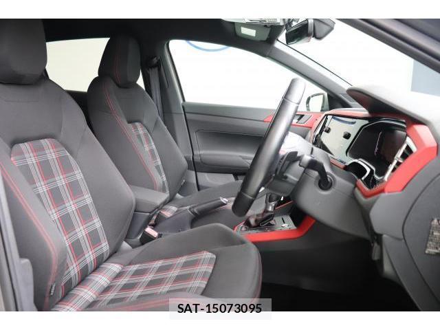 VolksWagen POLO 2018 8222489-10