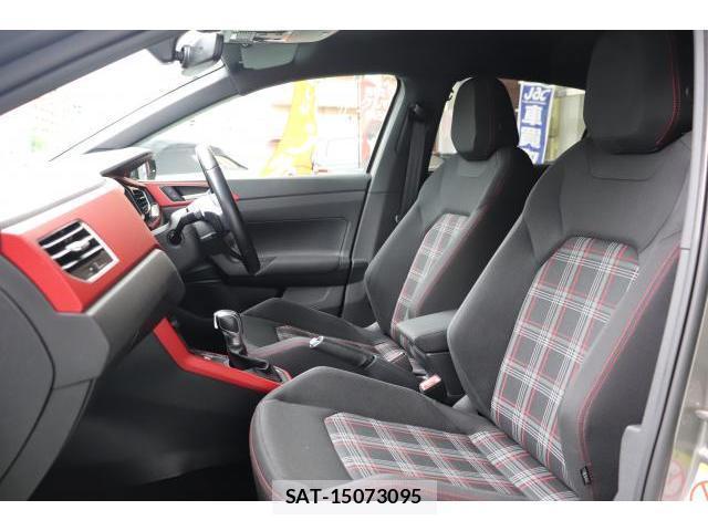 VolksWagen POLO 2018 8222489-11