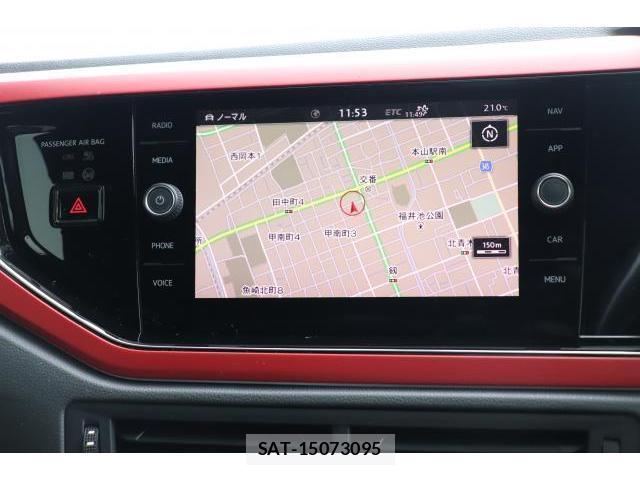 VolksWagen POLO 2018 8222489-15