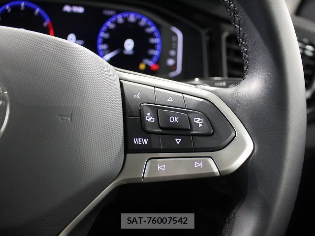 VolksWagen POLO 2025-07 8216376-5