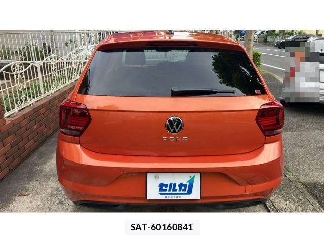 VolksWagen POLO 2021-11 8218884-1