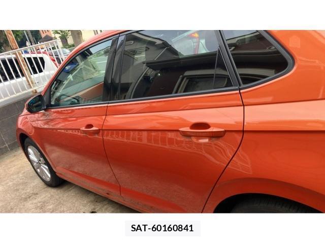 VolksWagen POLO 2021-11 8218884-10