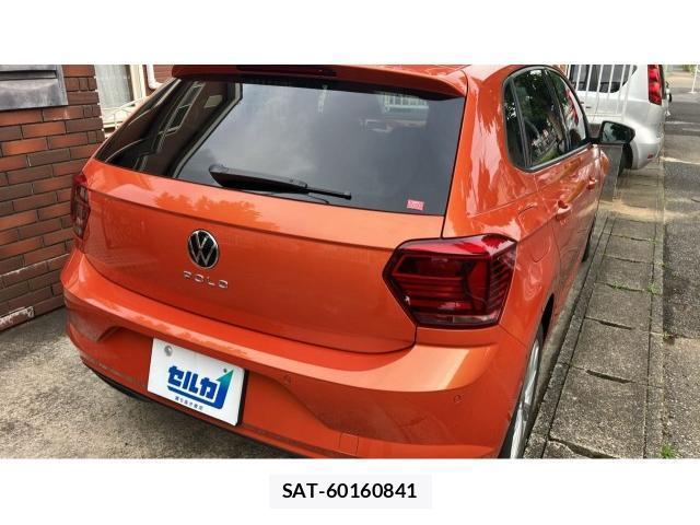 VolksWagen POLO 2021-11 8218884-12