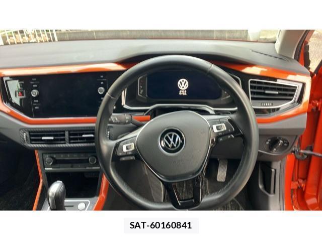 VolksWagen POLO 2021-11 8218884-16